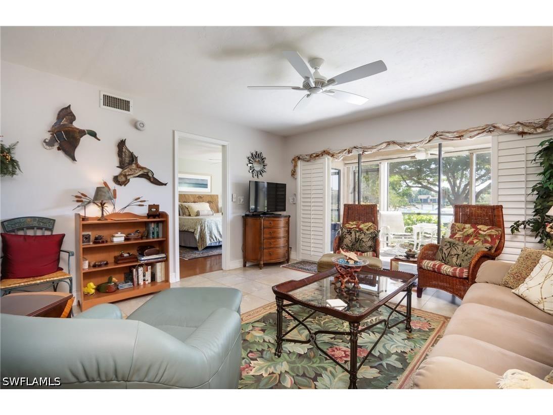 505 Lake Louise Circle #101 Naples FL 34110 226019404 image5