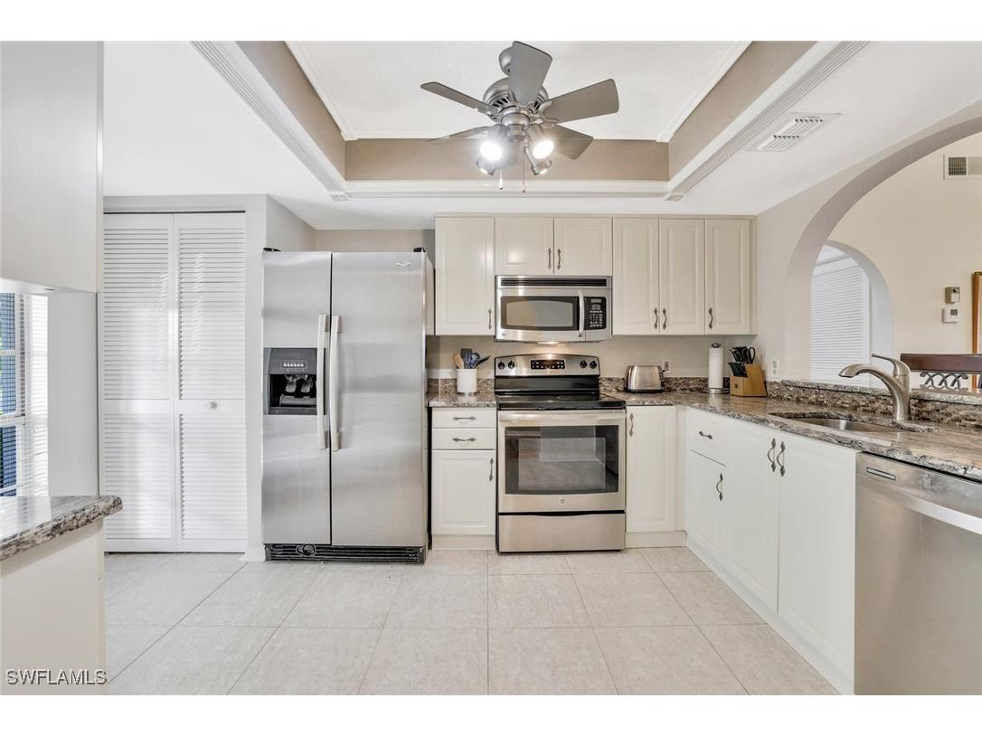 505 Mardel Drive #109 Naples FL 34104 225081001 image3