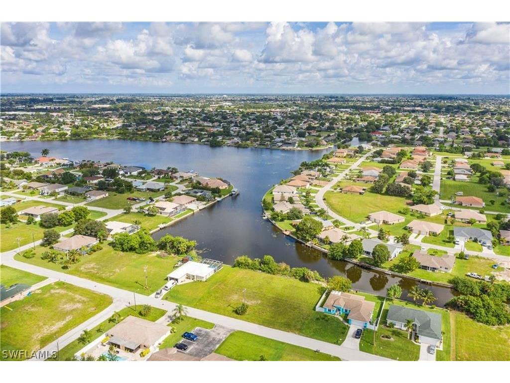 505 SE 7th Street Cape Coral FL 33990 221080780 image3
