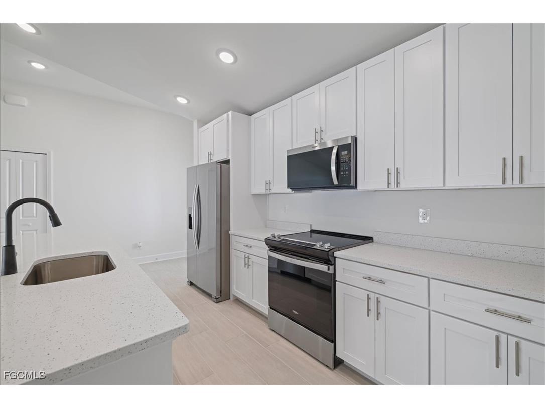 505 SW 25th Lane Cape Coral FL 33914 2025014637 image11