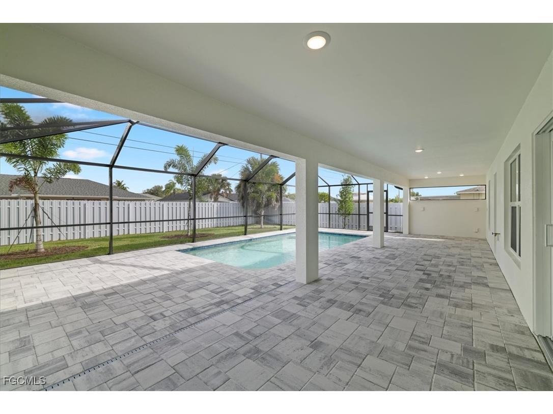 505 SW 25th Lane Cape Coral FL 33914 2025014637 image2