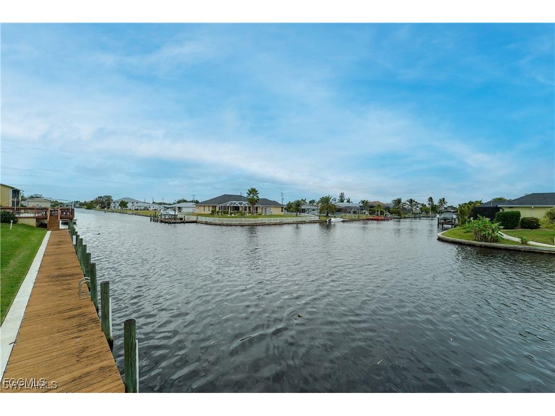 505 SW 47th Terrace #104 Cape Coral FL 33914 2025026142 image1