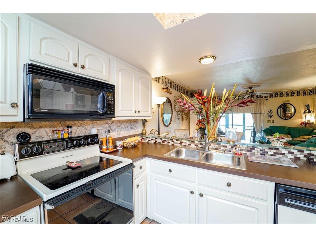 505 SW 47th Terrace #104 Cape Coral FL 33914 2025026142 image7