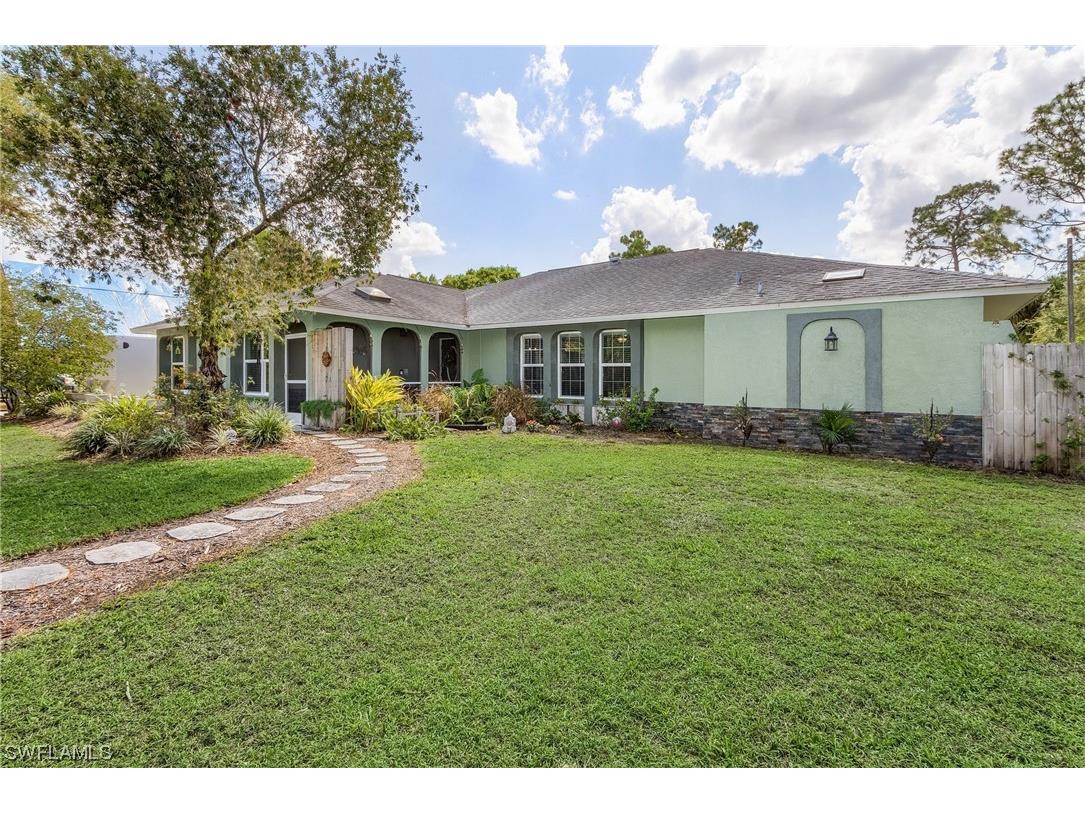 505 Thompson Avenue Lehigh Acres FL 33972 223030699 image1
