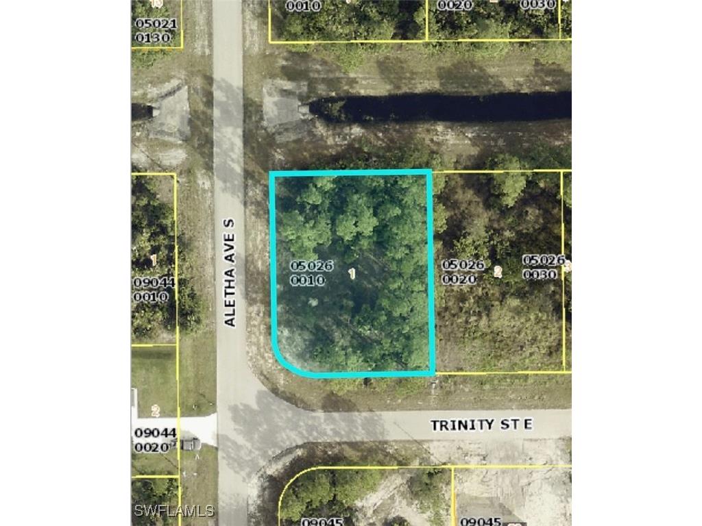 505 Trinity Street E Lehigh Acres FL 33974 225025650 image1