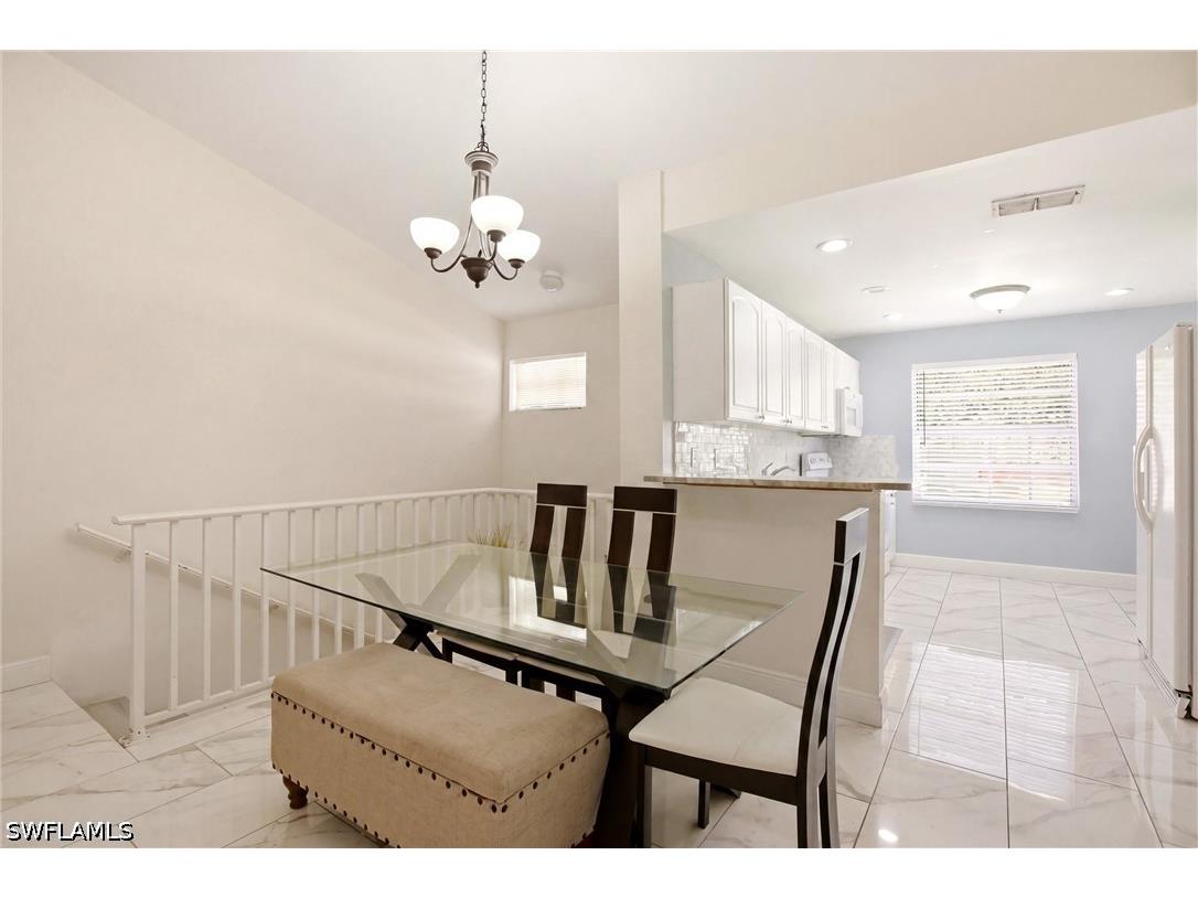 505 Windsor Square #201 Naples FL 34104 226019303 image2