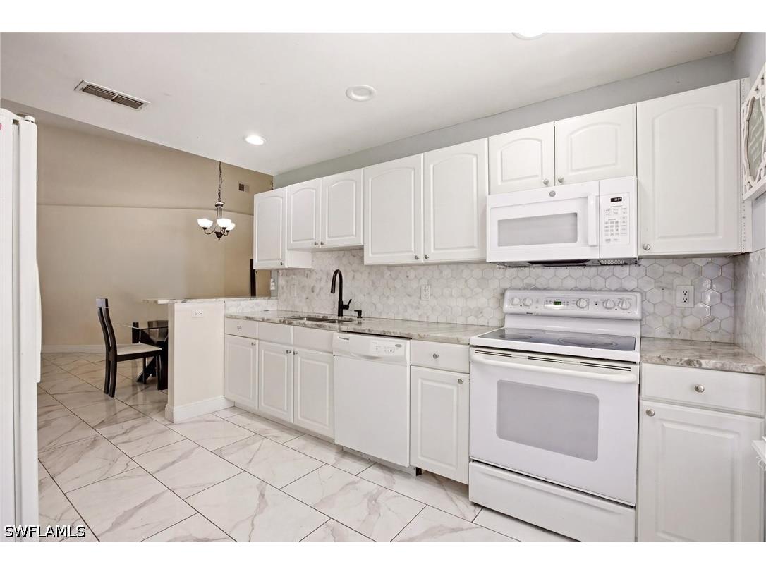 505 Windsor Square #201 Naples FL 34104 226019303 image3