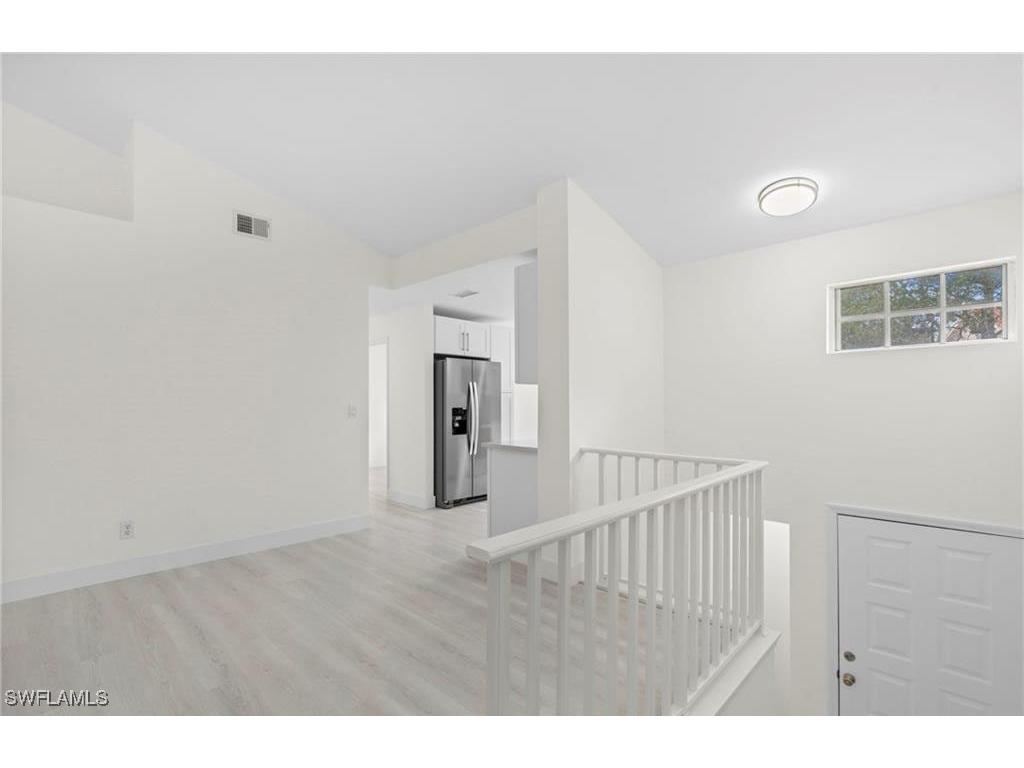 505 Windsor Square #6-202 Naples FL 34104 225078973 image6