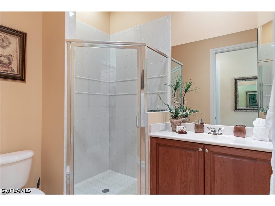 5050 Blauvelt Way #8-102 Naples FL 34105 226018146 image10