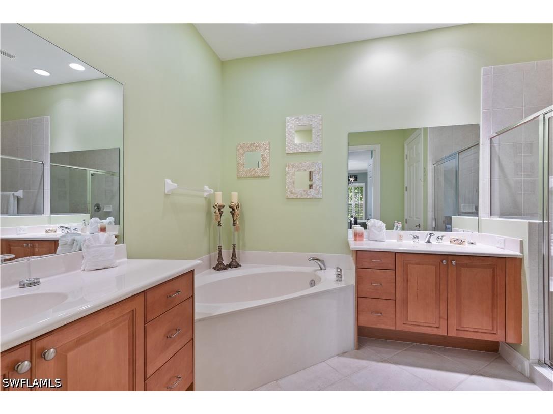 5050 Blauvelt Way #8-102 Naples FL 34105 226018146 image7