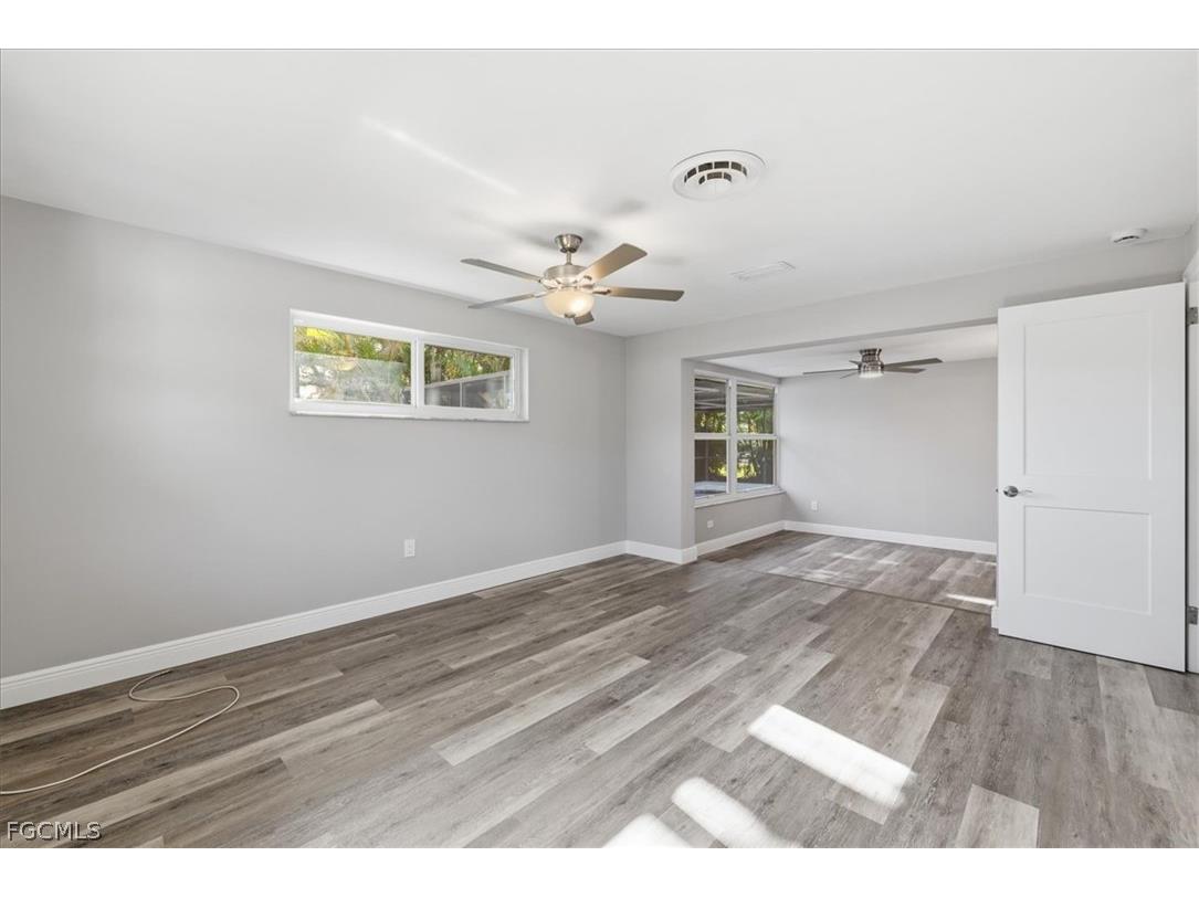 5051 Fairfield Drive Fort Myers FL 33919 2026010792 image16
