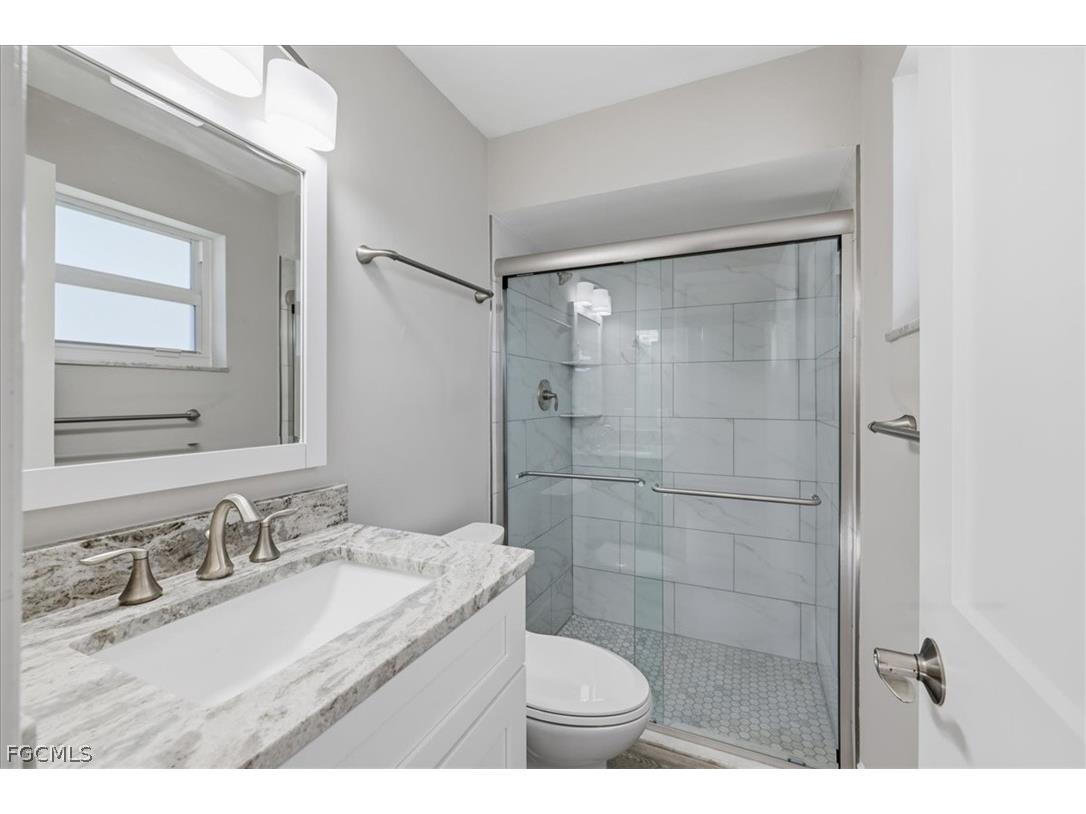 5051 Fairfield Drive Fort Myers FL 33919 2026010792 image17