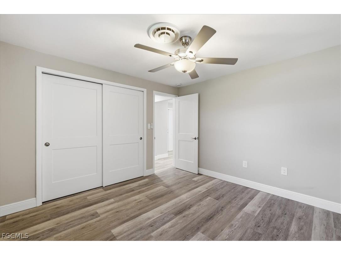 5051 Fairfield Drive Fort Myers FL 33919 2026010792 image20