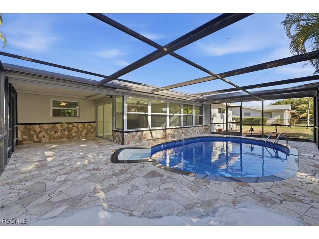 5051 Fairfield Drive Fort Myers FL 33919 2026010792 image31