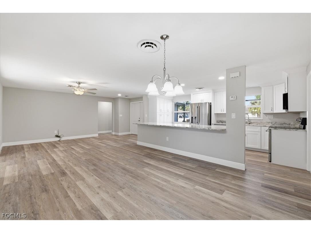 5051 Fairfield Drive Fort Myers FL 33919 2026010792 image5
