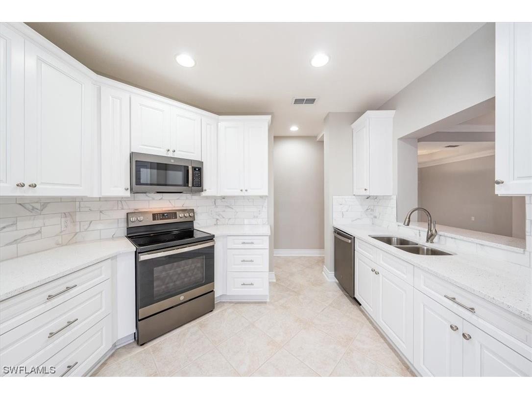 5051 Indigo Bay Boulevard #102 Estero FL 33928 224002947 image1