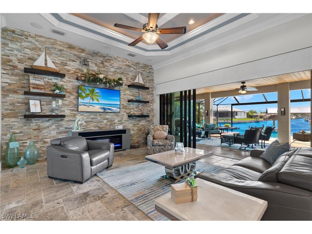 5058 Saxony Court Cape Coral FL 33904 224045359 image1