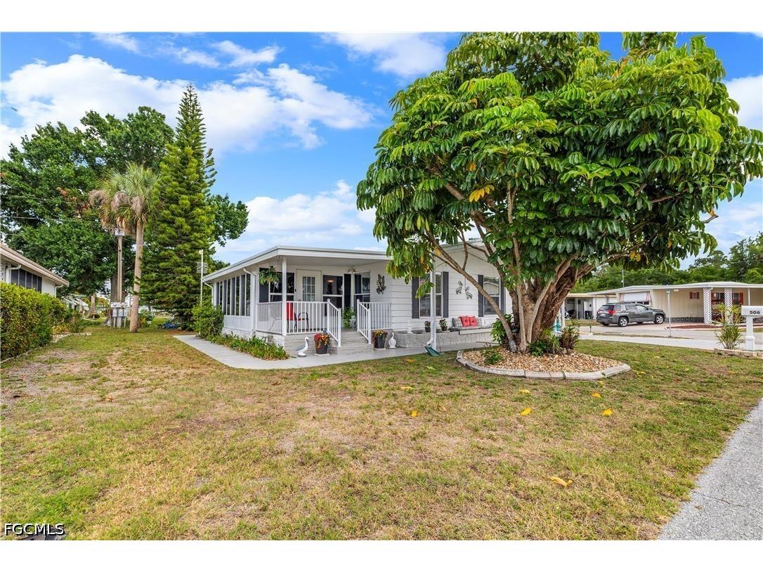 506 Blossom Court North Fort Myers FL 33917 2026018629 image1