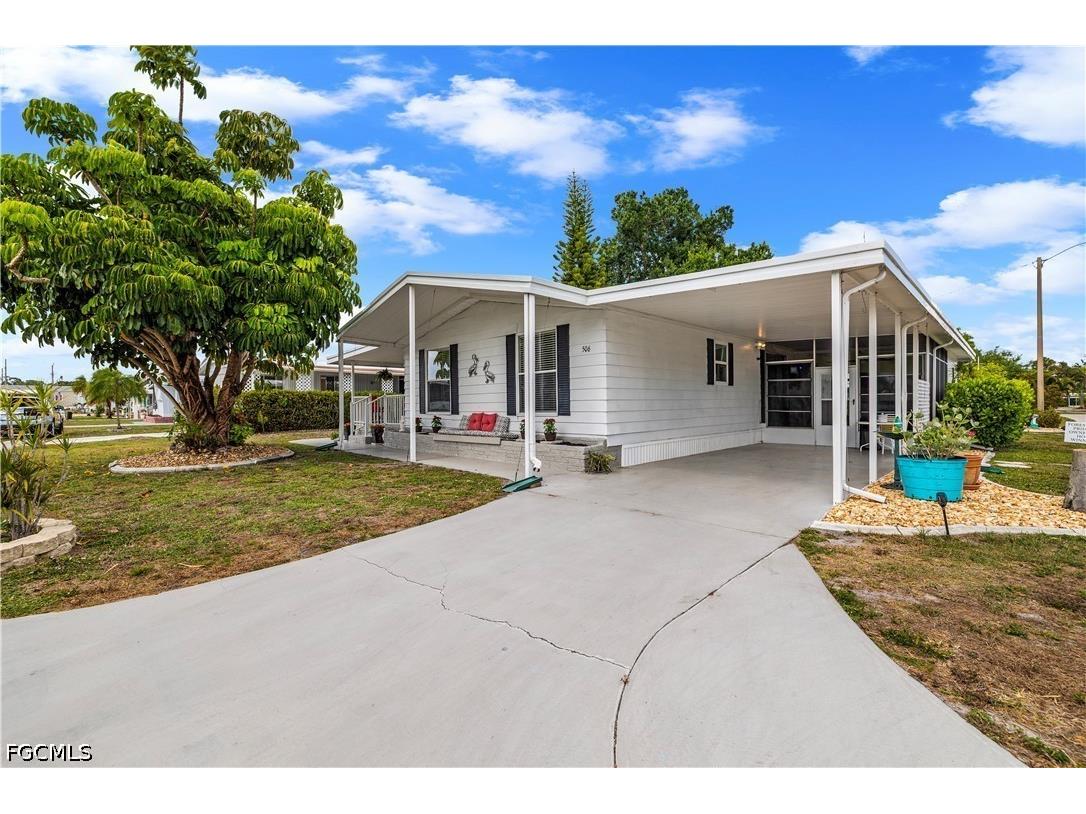 506 Blossom Court North Fort Myers FL 33917 2026018629 image2
