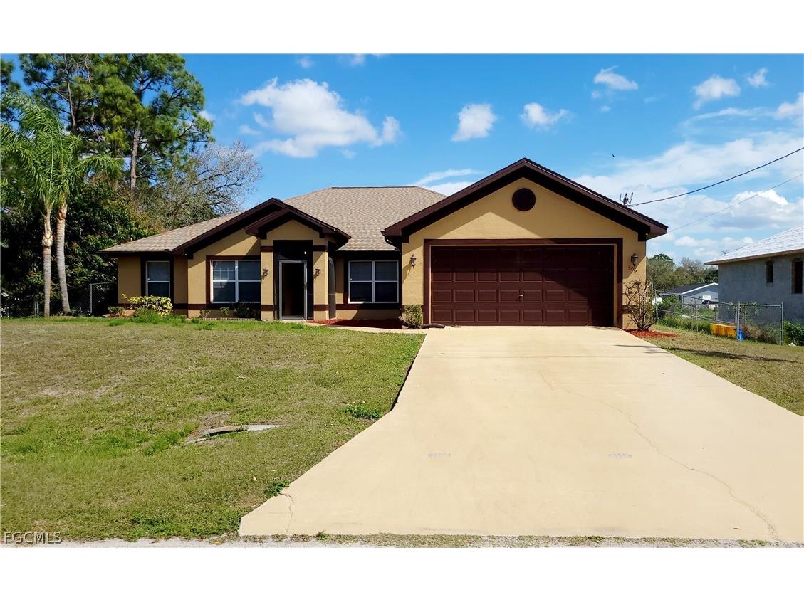 506 Desoto Avenue Lehigh Acres FL 33972 2026009688 image1