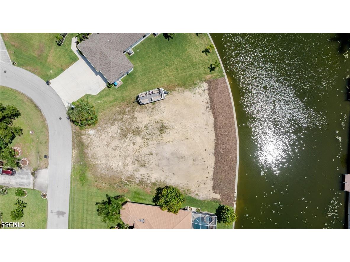 506 NE 21st Place Cape Coral FL 33909 2026023052 image10