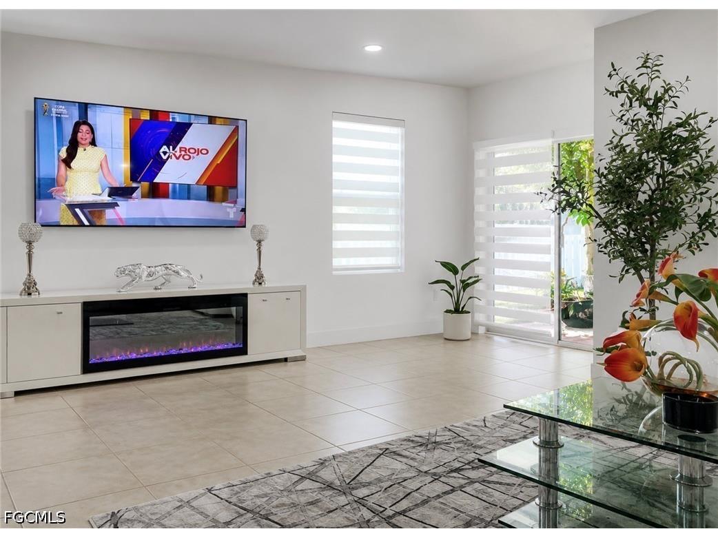 506 NW Juanita Court Cape Coral FL 33993 2026025526 image6