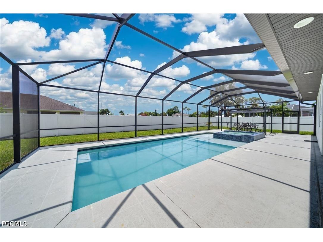 506 SW 5th Street Cape Coral FL 33991 2026020083 image4