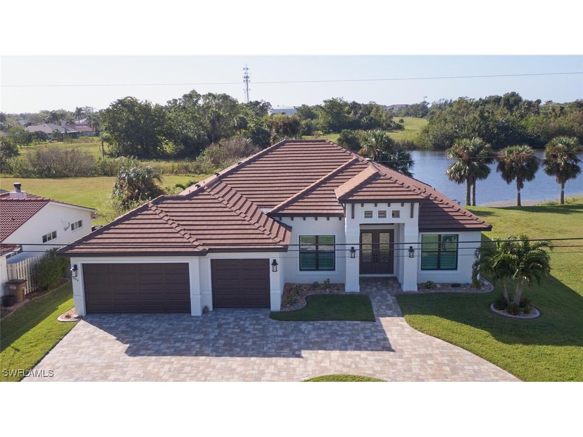 506 Wildwood Parkway Cape Coral FL 33904 224086741 image1