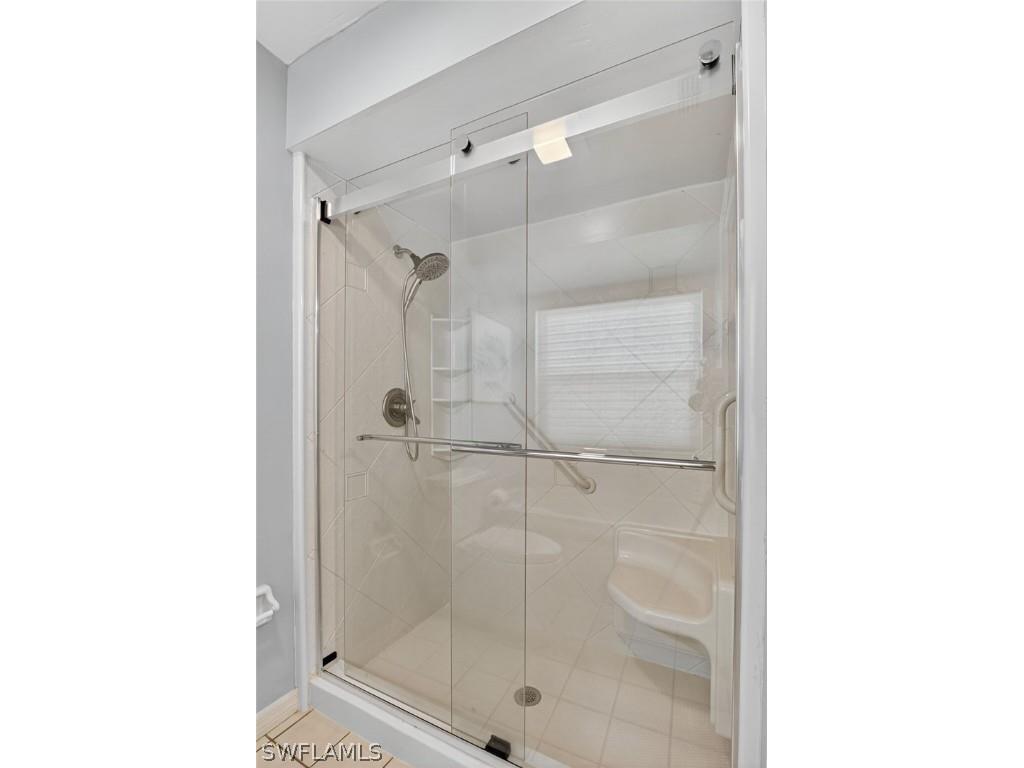 5060 Coldstream Lane Naples FL 34104 226008159 image24