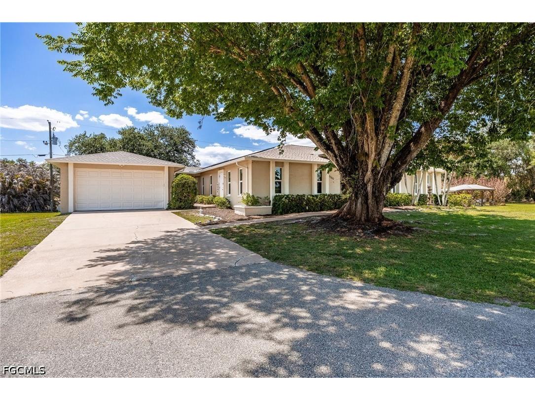 5060 Melaluca Drive Fort Myers FL 33905 2026019977 image6