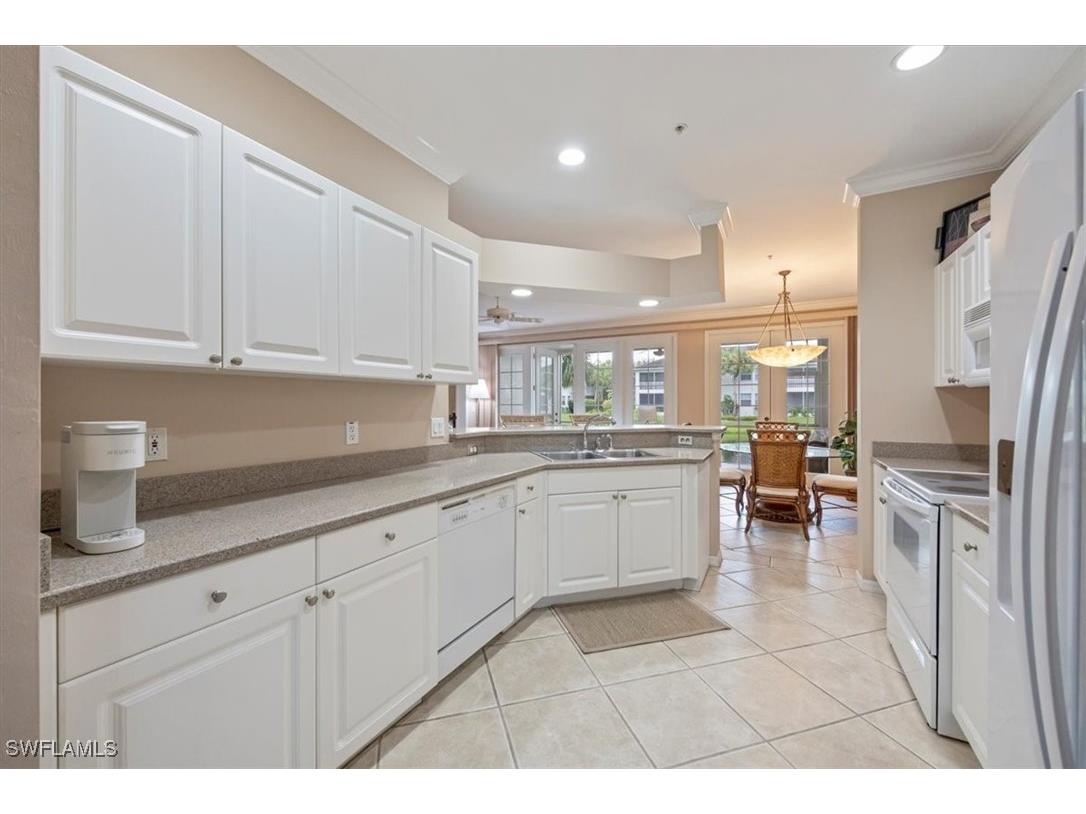 5060 Yacht Harbor Circle #102 Naples FL 34112 225065487 image15