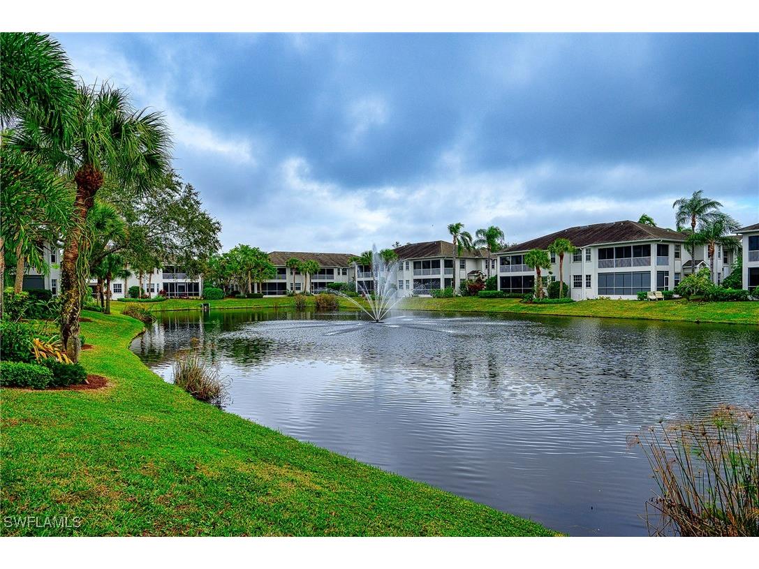 5060 Yacht Harbor Circle #8-103 Naples FL 34112 224093629 image1