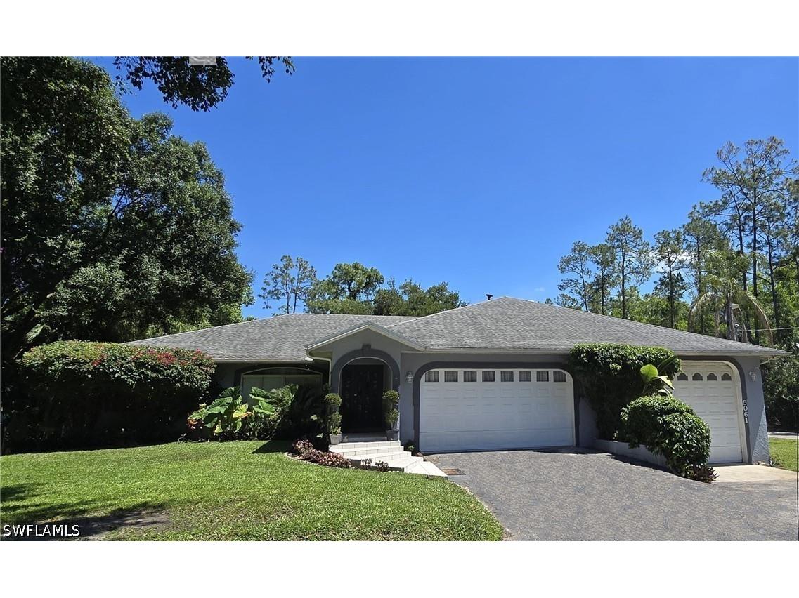 5061 Mahogany Ridge Drive Naples FL 34119 226019612 image1