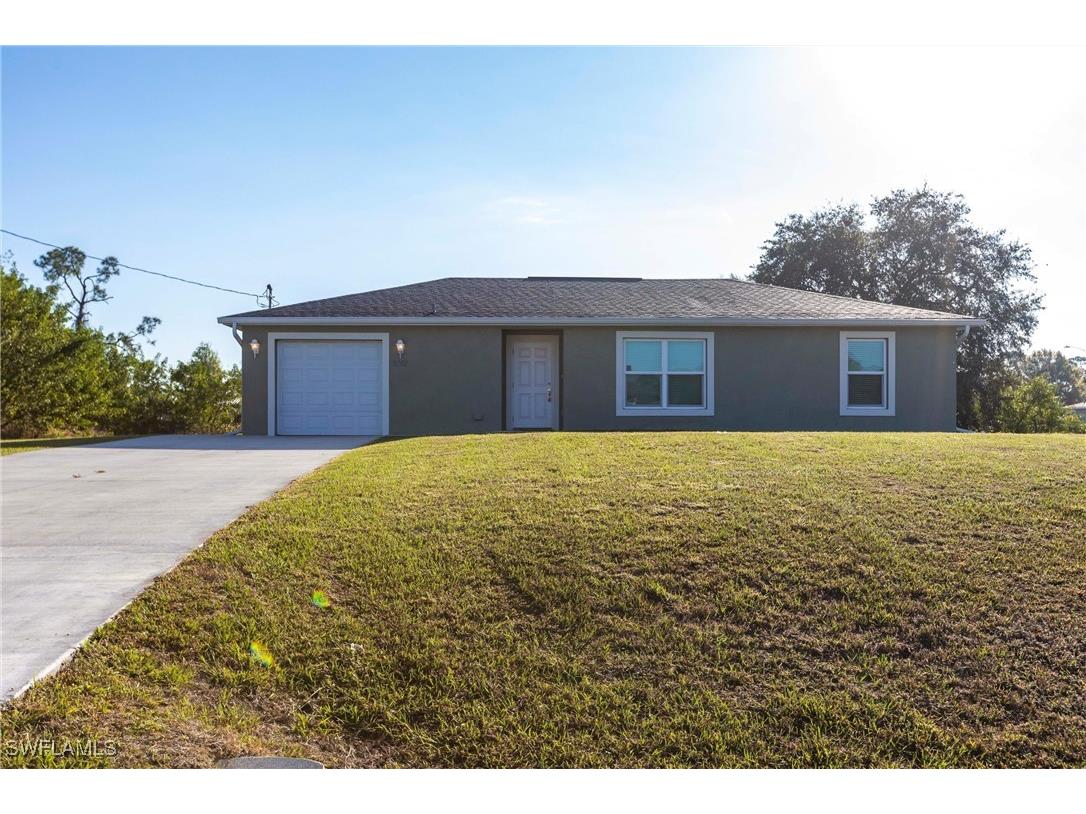 5061 N Obispo Circle Labelle FL 33935 225016573 image1