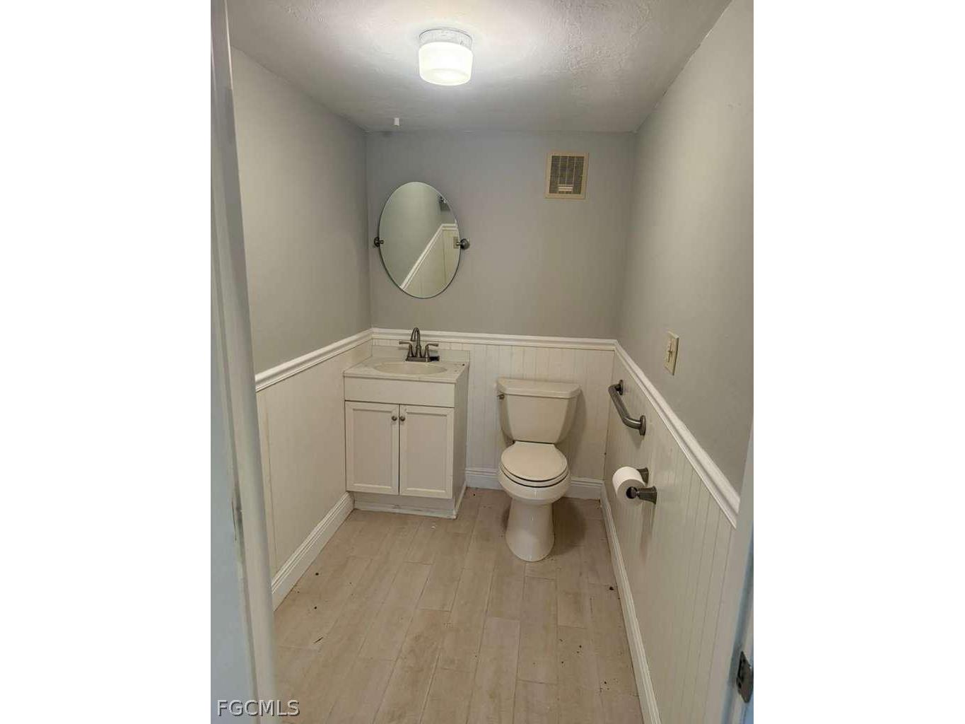 5065 Tamiami Trail E #D4 Naples FL 34113 224066985 image11