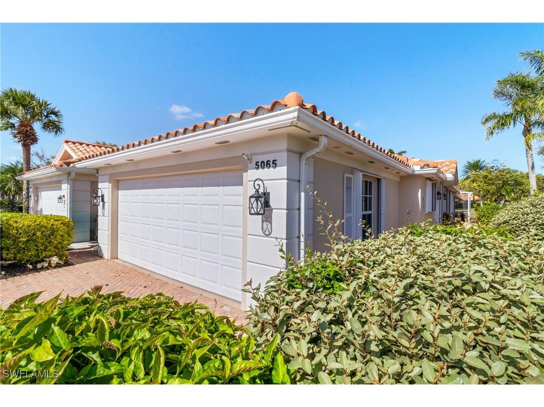 5065 Ventura Court Naples FL 34109 226000054 image1