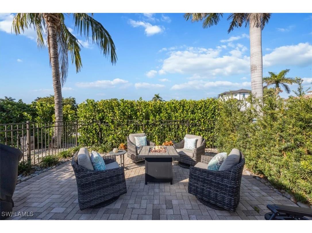 507 99th Avenue N Naples FL 34108 226004055 image12