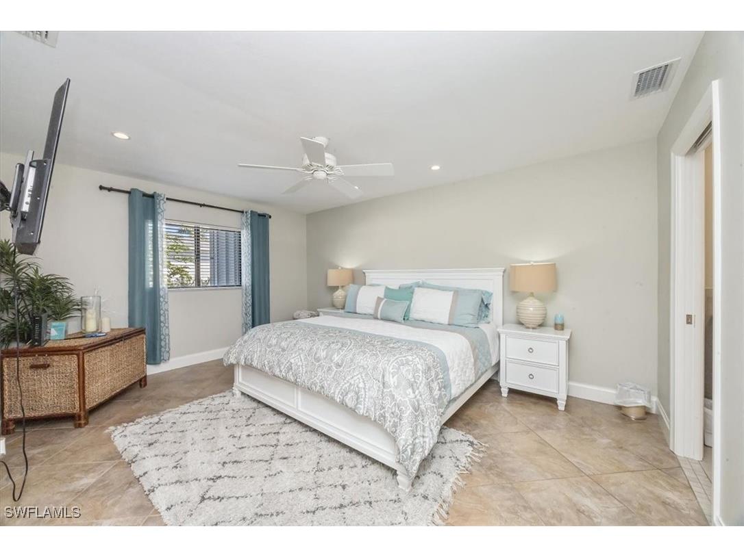 507 99th Avenue N Naples FL 34108 226004055 image16