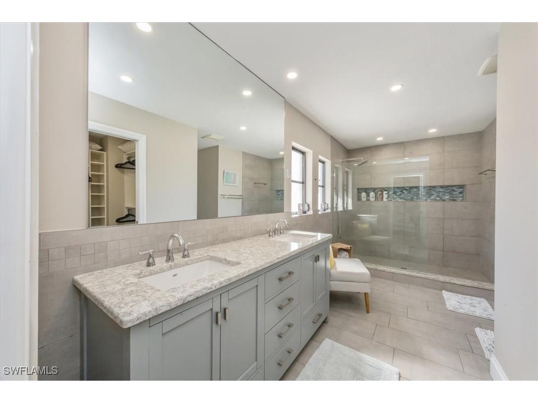 507 99th Avenue N Naples FL 34108 226004055 image17