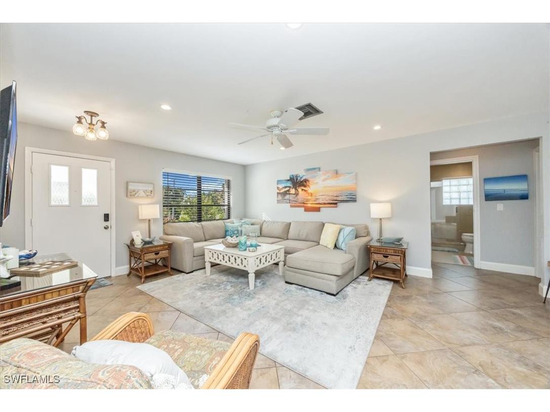 507 99th Avenue N Naples FL 34108 226004055 image3