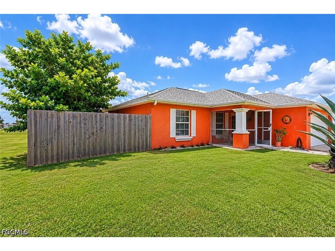 507 Diplomat Parkway E Cape Coral FL 33909 2026024739 image1