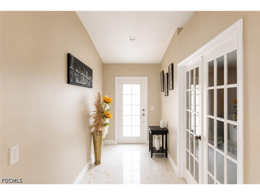 507 Diplomat Parkway E Cape Coral FL 33909 2026024739 image2