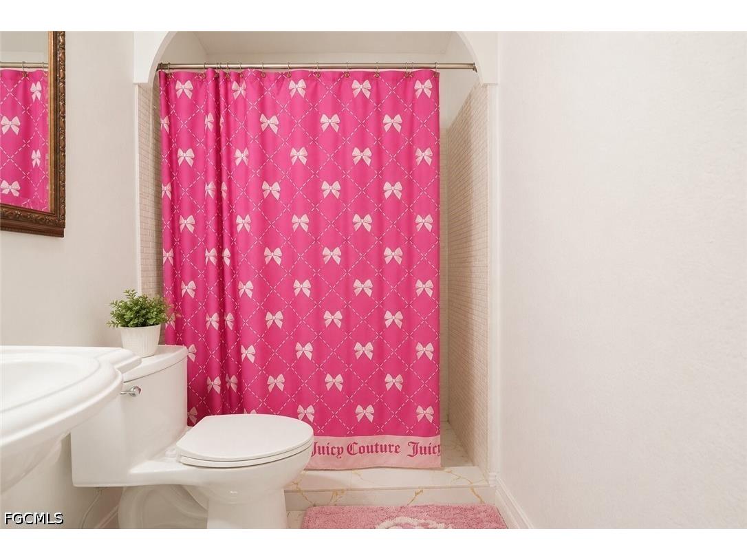 507 Diplomat Parkway E Cape Coral FL 33909 2026024739 image31
