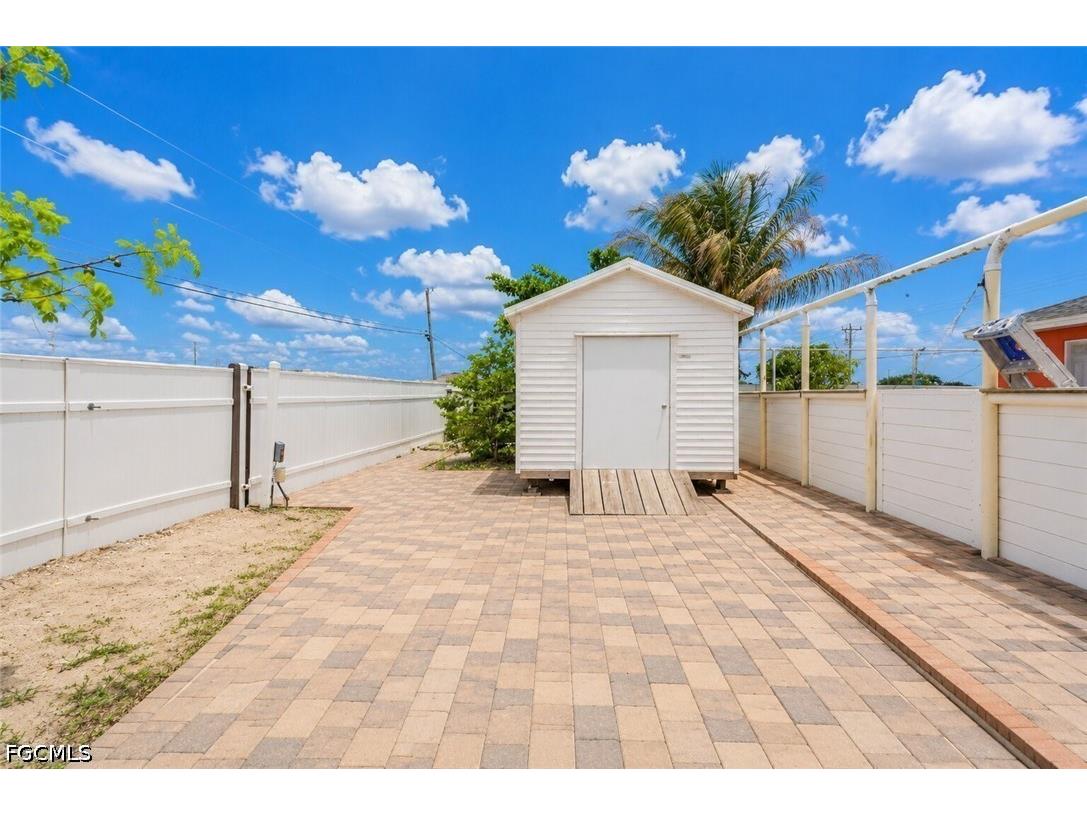 507 Diplomat Parkway E Cape Coral FL 33909 2026024739 image38