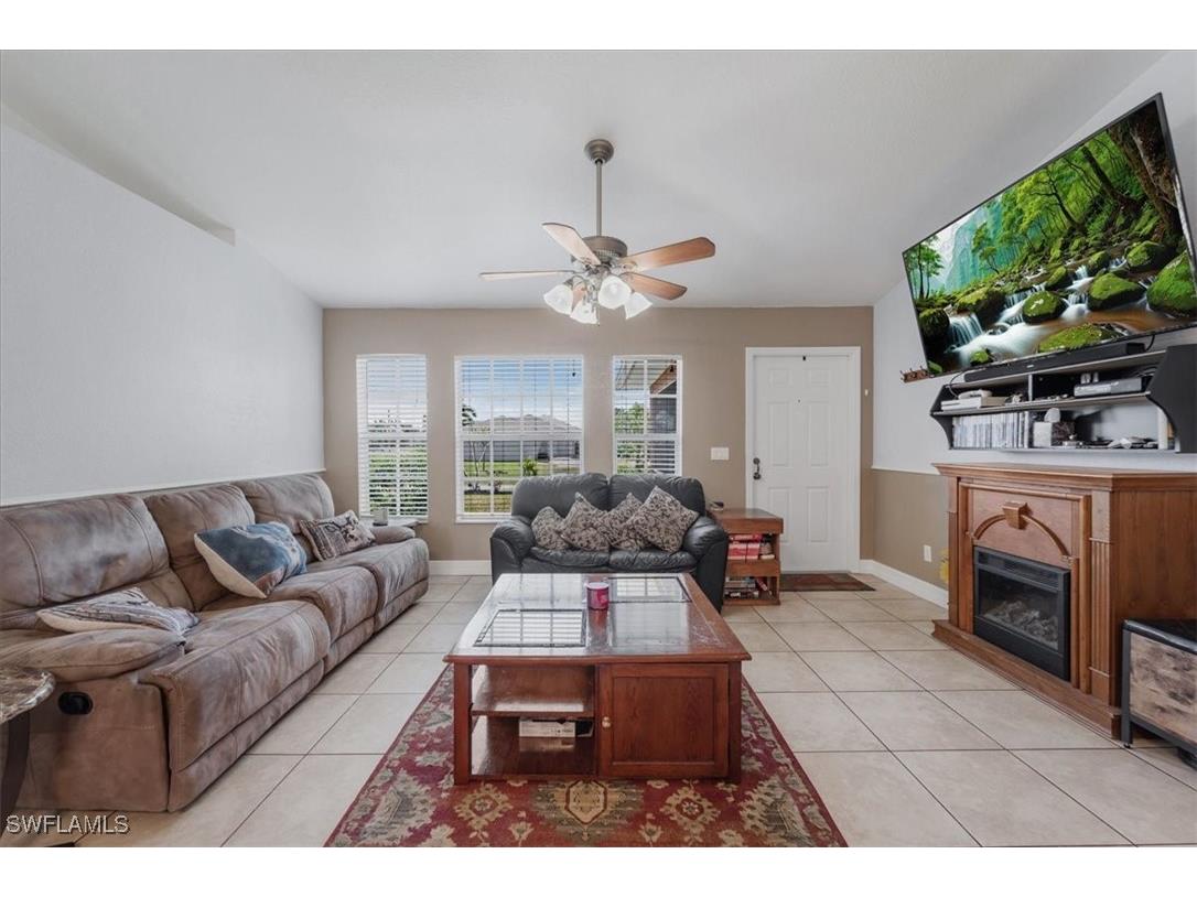 507 SE 8th Terrace Cape Coral FL 33990 225042623 image6