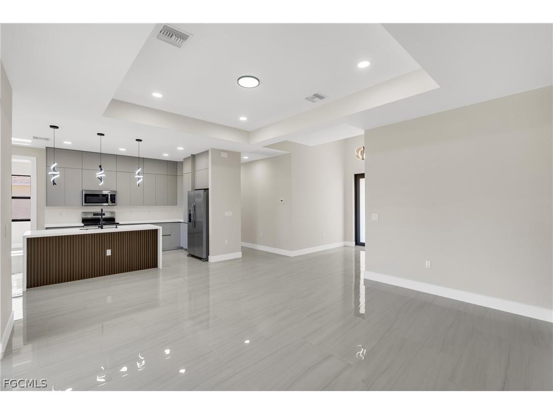 507 Trinity Street E Lehigh Acres FL 33974 2026013572 image4