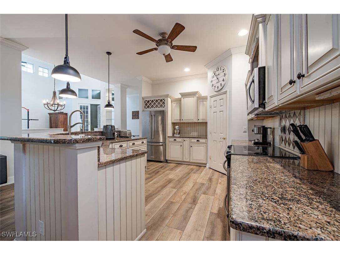 5070 Palmetto Woods Drive Naples FL 34119 225073965 image5