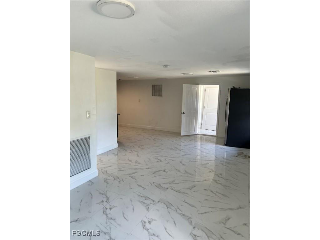 5071 Lils Lane Fort Myers FL 33905 2025013246 image6