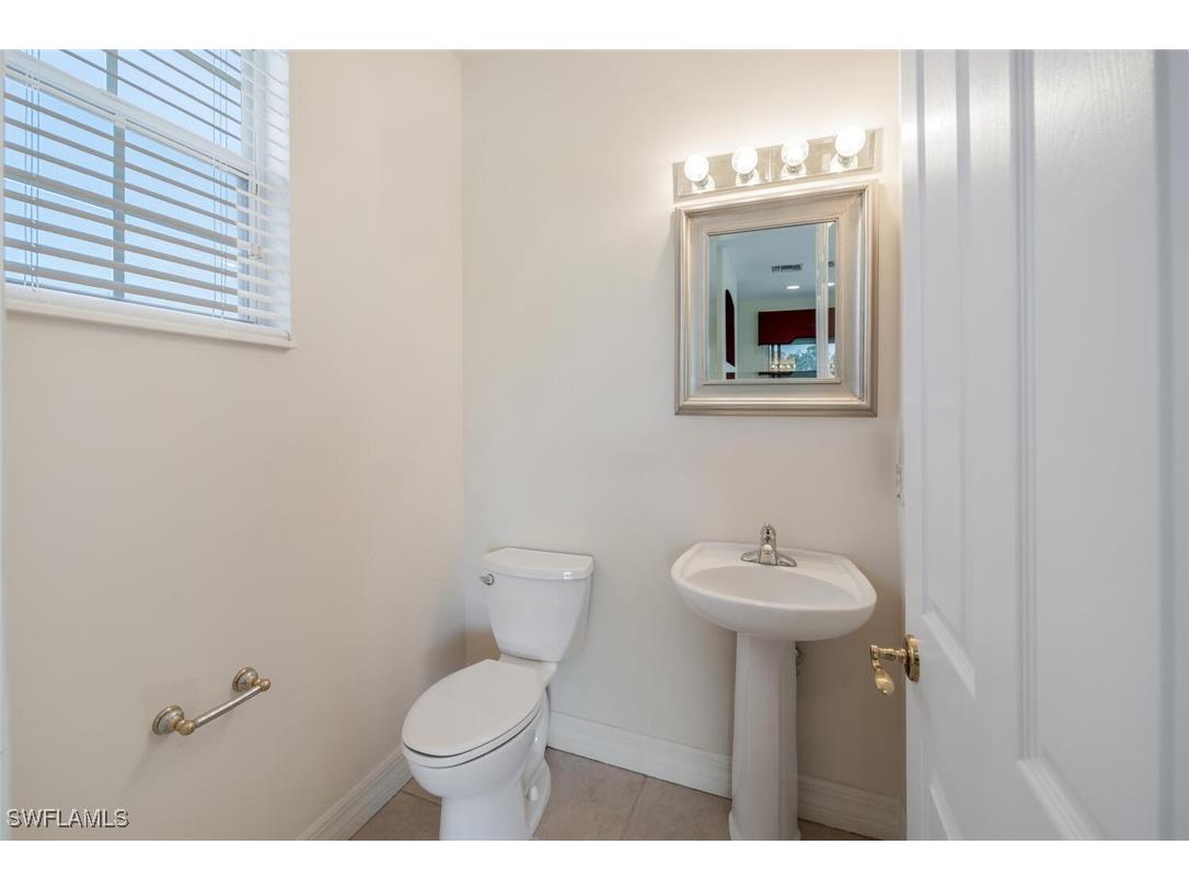 5072 Kensington High Street Naples FL 34105 225063806 image30