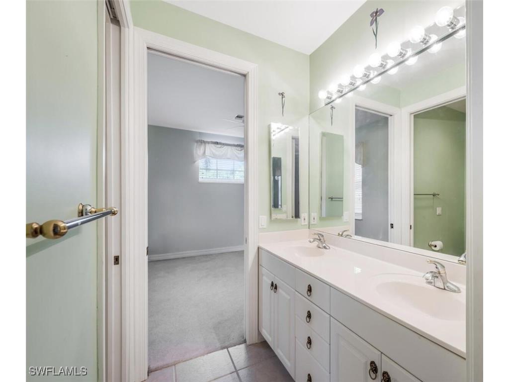 5072 Kensington High Street Naples FL 34105 225063806 image35
